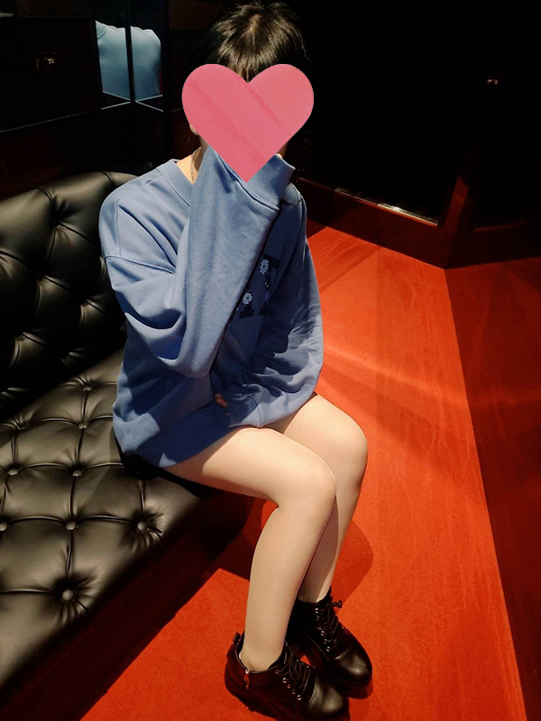 バンビ倶楽部・堺 みゆ 26歳 T：166cm　B：83(C)　W：54　H：83