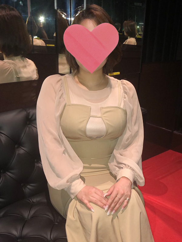 バンビ倶楽部・堺 れむ 33歳 T：167cm　B：90(F)　W：57　H：88